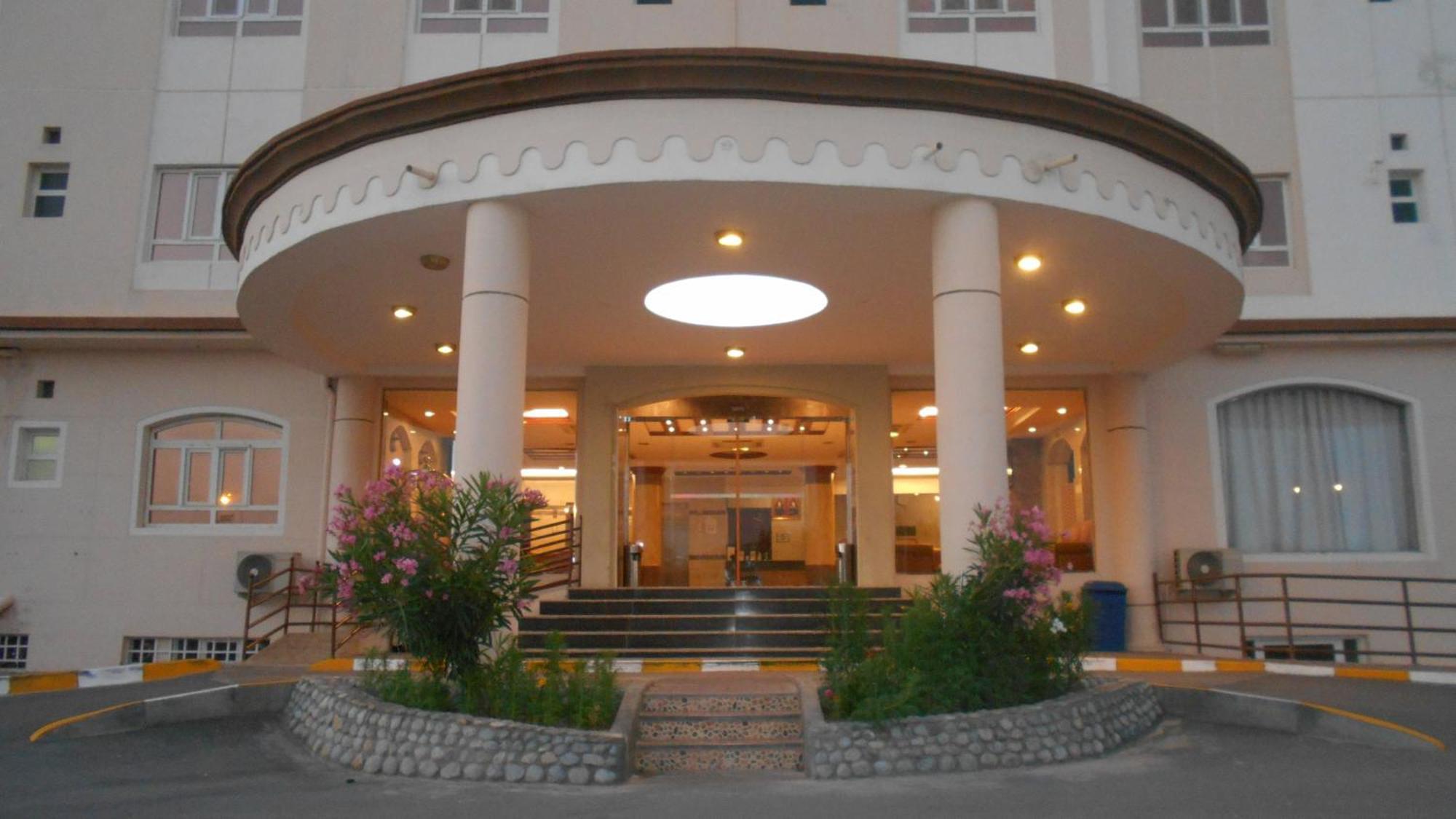 Nizwa Hotel Apartments Eksteriør billede
