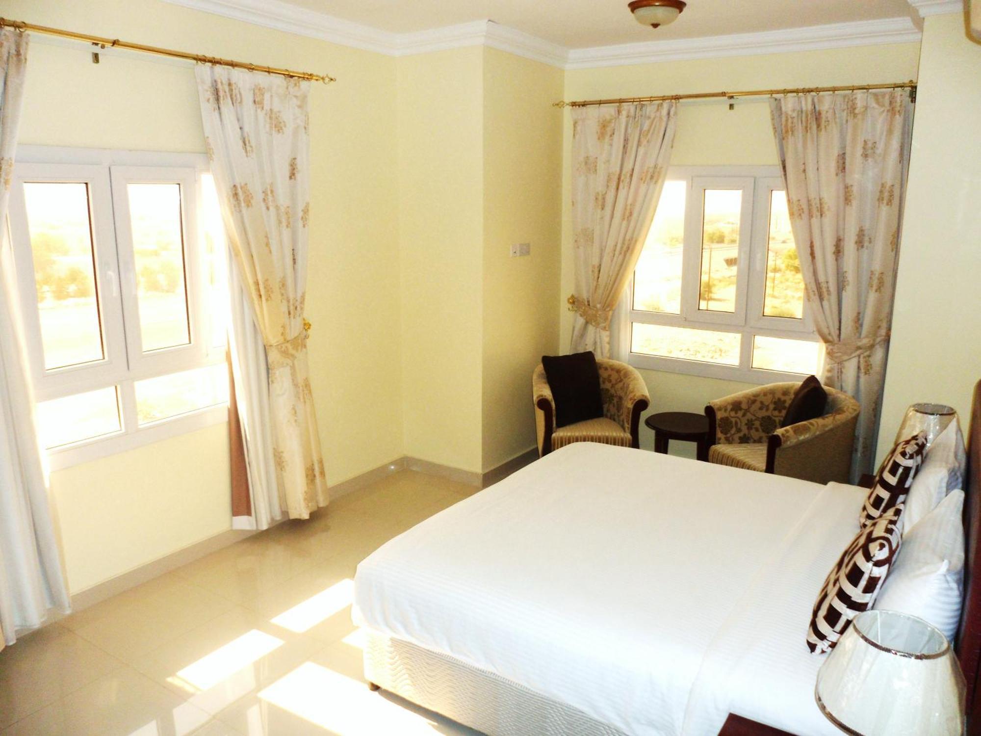 Nizwa Hotel Apartments Eksteriør billede