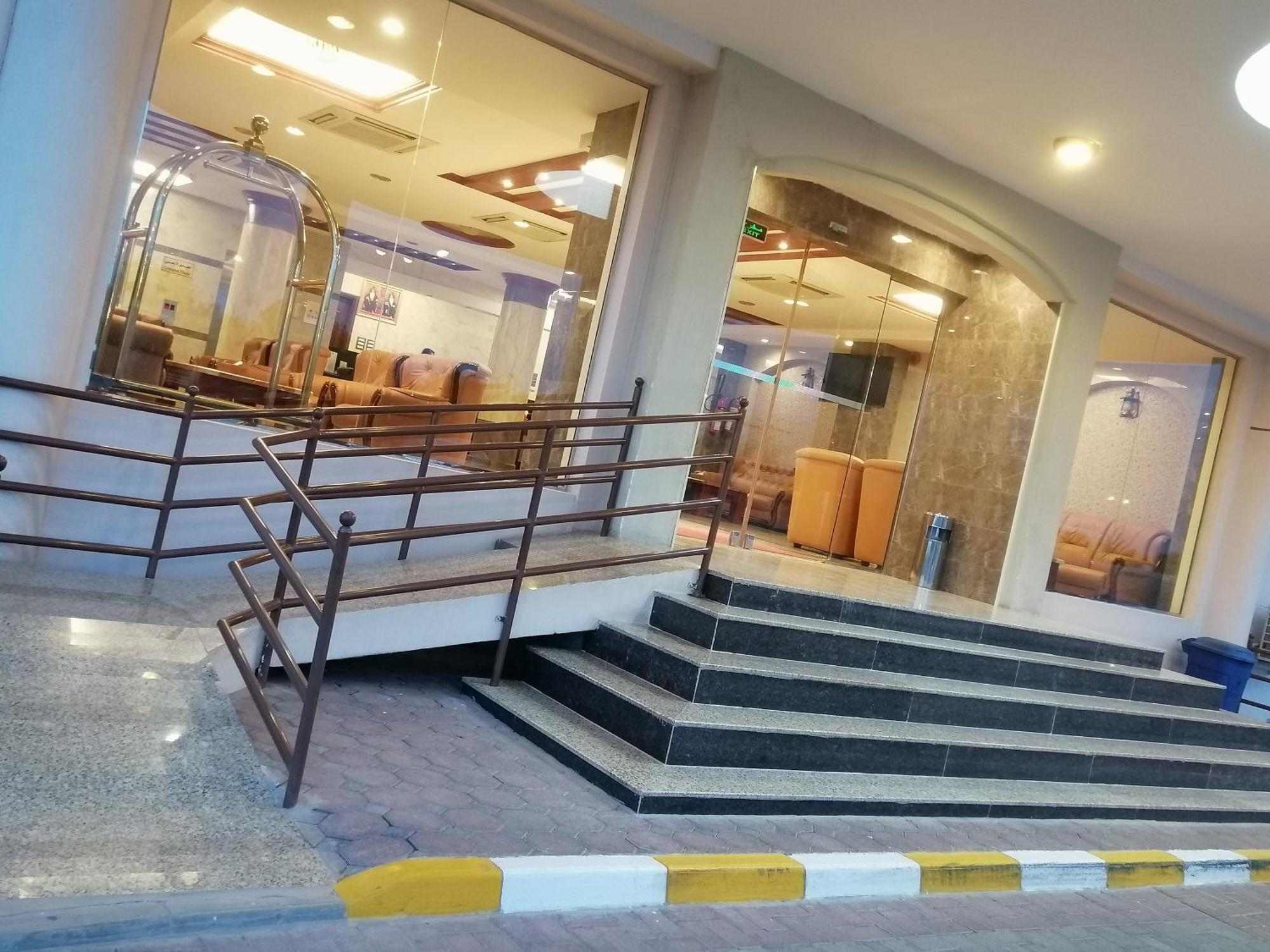 Nizwa Hotel Apartments Eksteriør billede